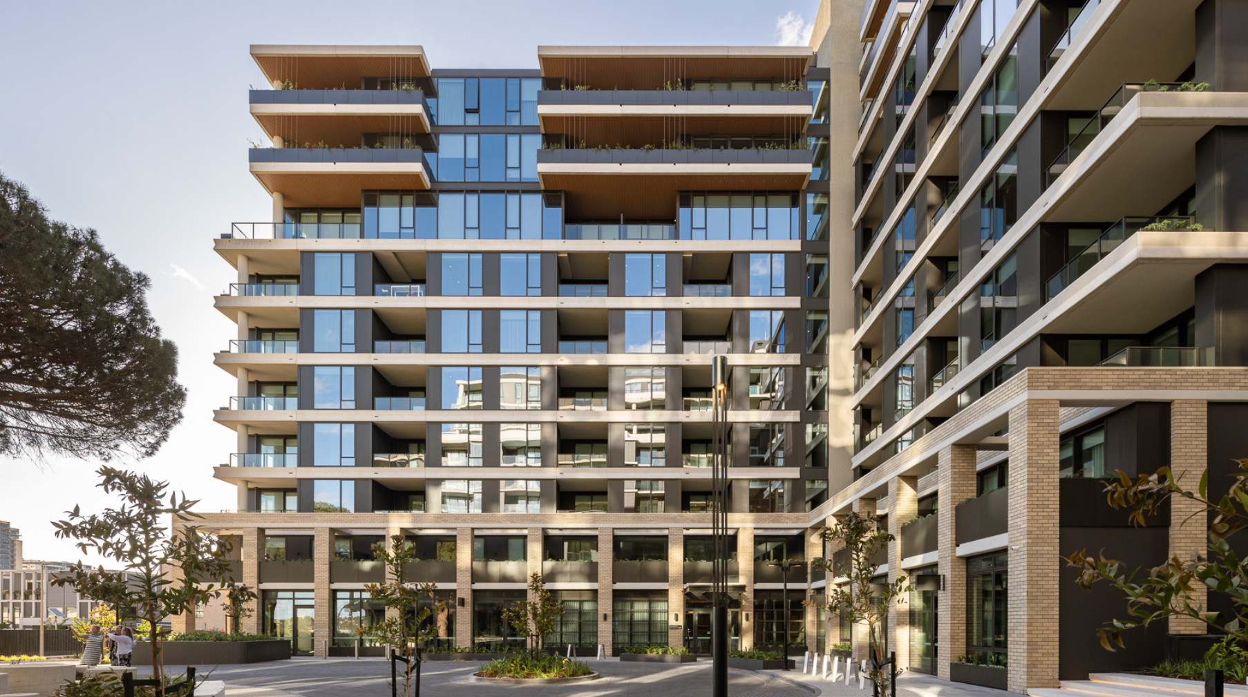 Trackside House & Stonepine House — Hamton, Moonee Valley Park