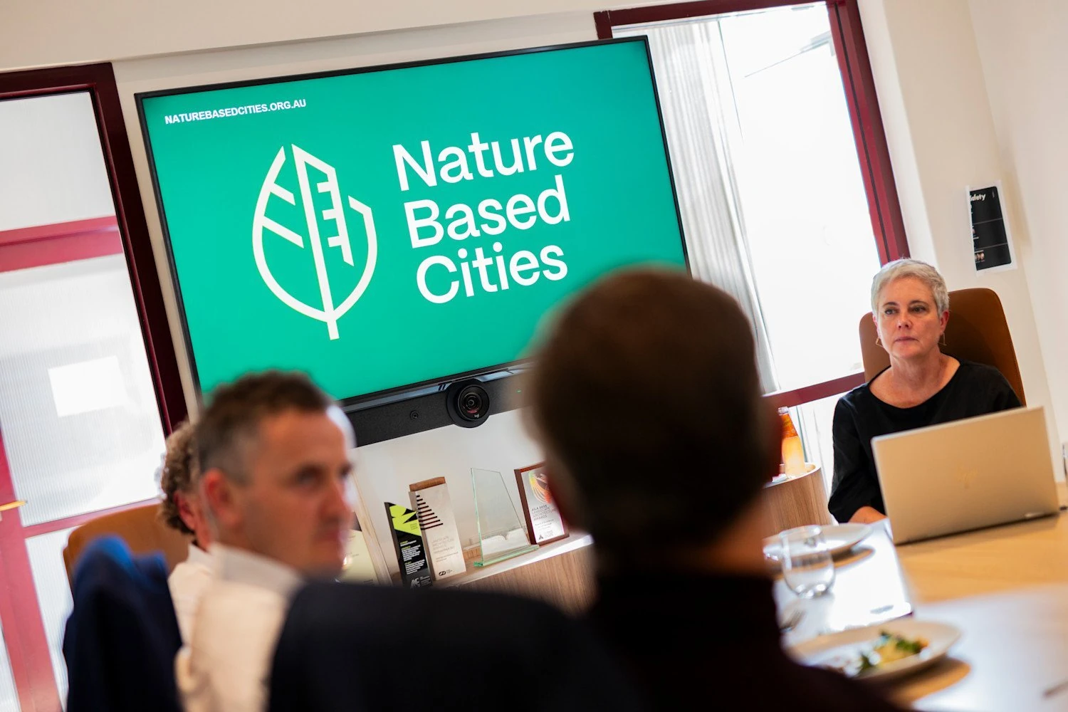 Nature Based Cities advisory council members Janis Fischer and Jan Talacko at the roundtable